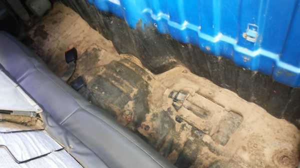 ***ขายแล้วครับขอบคุณ Truck2hand ขายกระบะตอนเดียว มังกรทองยอดนิยม ราคาเบาๆ ISUZU SPARK EX 2.5 87HP ปี31/88 เครื่องเดิมเกียร์เดิม เครื่องดี ประหยัด ช่วงล่างดี เสริมแหนบ คัสซีสวยเดิมไม่มีผุ กระบะลอยเปิด3ด้าน สภาพดีมากๆ พื้นดี ข้างดีไม่ผุ พร้อมบรรทุก หัวสวยสี