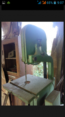 เครื่องเลื่อยสายพาน