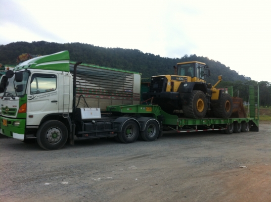 บริการขนย้ายเครื่องจักรกลหนัก ( หางพิเศษ )