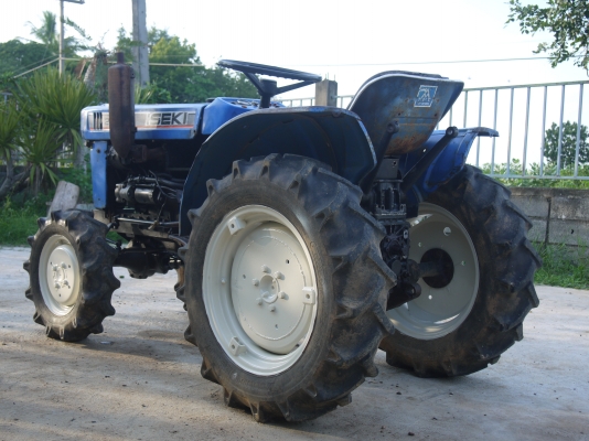 ขาย ISEKI 2160 2เพลา รถใช้งานได้ปกติ สนใจโทรติดต่อครับ