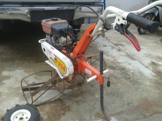 ขายรถตีดิน mitsubishi  โทร 093-4453534