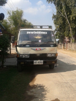 ขาย HINO KM779 รถห้างแท้ราคาถูก ต้องรองได้ นิดๆ ขาย HINO KM779 รถห้างแท้ราคาถูก ต้องรองได้ นิดๆ