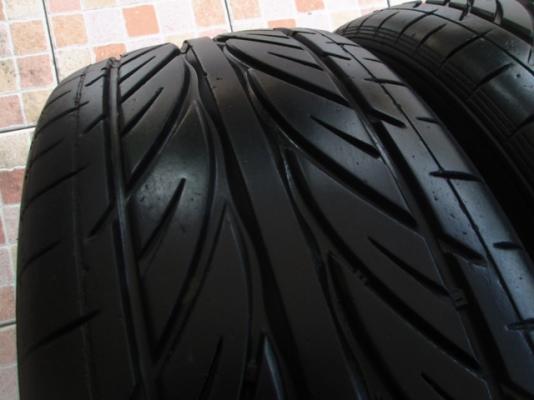 ขายยาง HANKOOK V12 215-45-17 ดอกสวยๆ (1คู่)