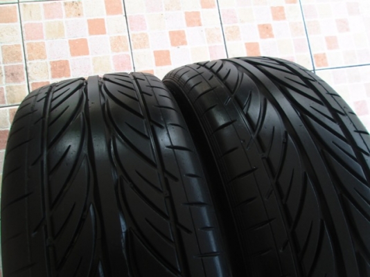 ขายยาง HANKOOK V12 215-45-17 ดอกสวยๆ (1คู่)