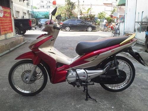 Wave 110 i ออโต้ ปี 53 สตาร์ทมือ รถสวยมาก เครื่องเยี่ยม ชุดสีสดๆ เอกสารครบ