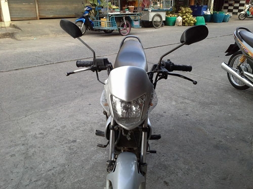 Sonic ปี 46 สีดำ เทา รถบ้าน เครื่องเดิม เอกสารครบ ราคาเร้าๆ Sonic ปี 46 สีดำ เทา รถบ้าน เครื่องเดิม เอกสารครบ ราคาเร้าๆ