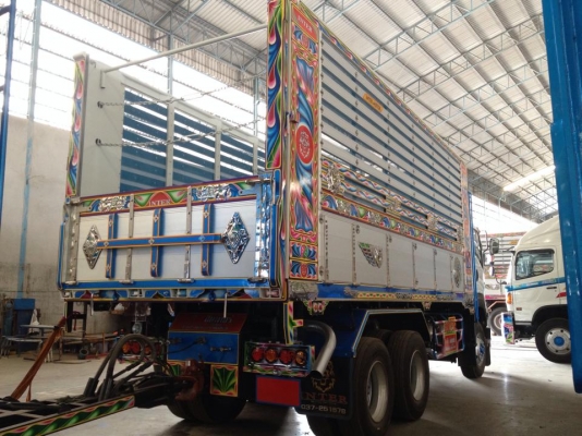 ขายรถบรรทุก 10 ล้อ แม่ลูกพ่วง ISUZU แม่ยาว 6.50 สูง 2.20-2.40 เมตร  สนใจติดต่อ 081-9832626 เฮียโชค(อู่อินเตอร์)