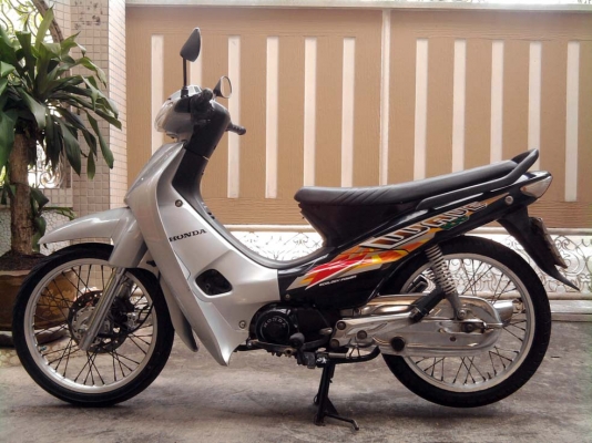 ขออนุญาติขาย HONDA WAVE100S แต่งสวย รุ่นนี้ทนจริง ประหยัดจริง