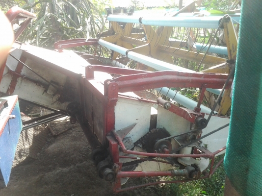 ขายตามสภาพรถเกียวไทเจริญเครื่อง6BG1-1ตัวเดินโมลดเหลือ135000บาท