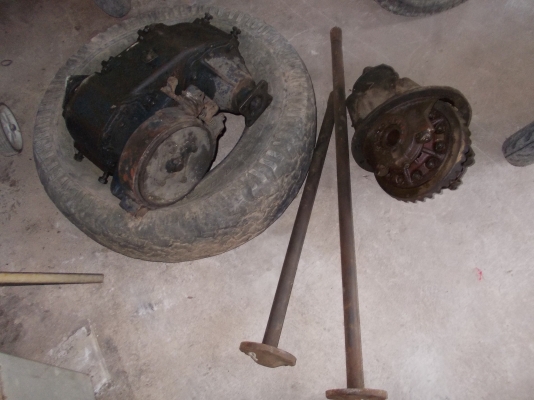 ร้านm601ขอขายรถอเมริกัน dodge  m37  4x4 เครื่องเดิมอะไหล่แท้หลายอย่าง