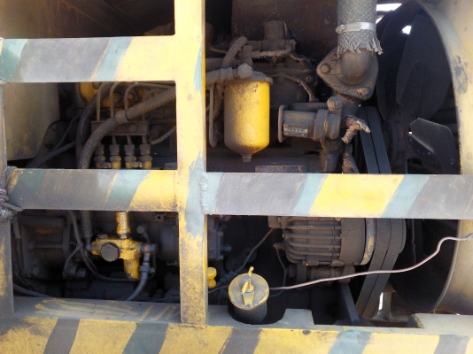 ขายครับ รถตักเอวอ่อนTCM  พร้อมใช้  ลดอีกครับ 295,000 บาท