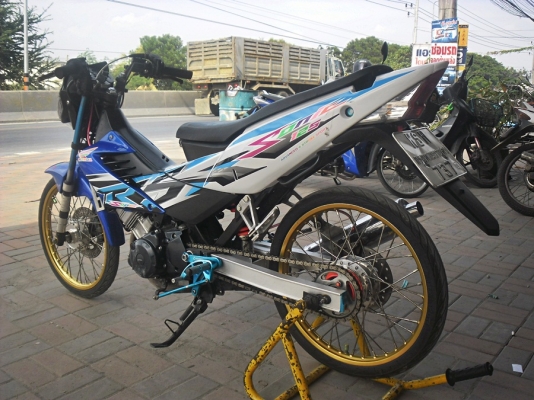 sonic125ปี47รถบ้านเครื่องดีเดิมๆสีสวยแต่งสวยภายนอก