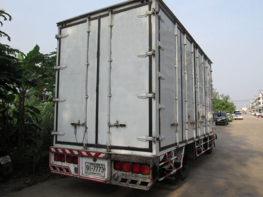 ขายIsuzu 6ล้อ NPR 120แรง รถห้าง ตู้แห้ง10บาน ปี96.