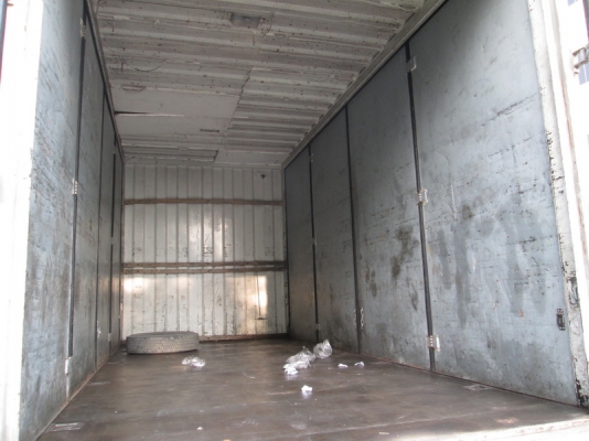 ขายIsuzu 6ล้อ NPR 120แรง รถห้าง ตู้แห้ง10บาน ปี96.