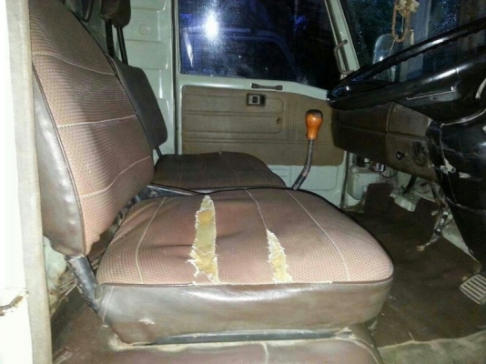 รถฮีโน่ 6 ล้อ รั้ว KM779 117 แรงม้า ปี 35 สนใจติดต่อ 081 - 6079515 รถฮีโน่ 6 ล้อ รั้ว KM779 117 แรงม้า ปี 35 สนใจติดต่อ 081 - 6079515