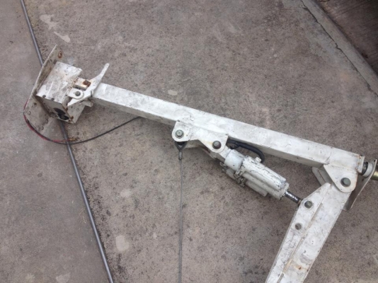 ขาย เครนเล็ก ญี่ปุ่น  สำหรับติดรถกระบะ