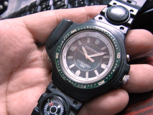 14ธ.ค.((น้าเล็ก)) นำเสนอนาฬิกาข้อมือ หลายเรือน