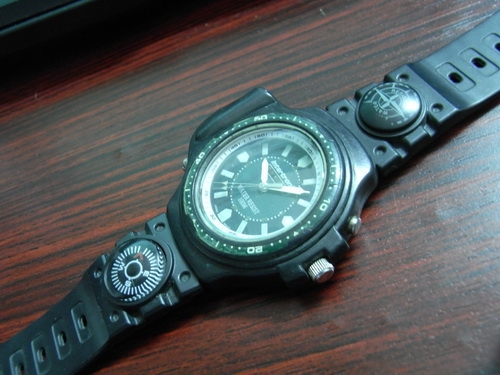 14ธ.ค.((น้าเล็ก)) นำเสนอนาฬิกาข้อมือ หลายเรือน