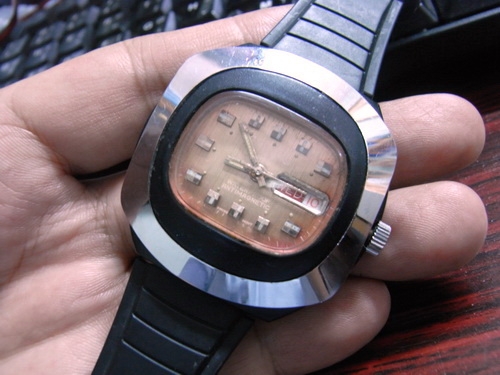 14ธ.ค.((น้าเล็ก)) นำเสนอนาฬิกาข้อมือ หลายเรือน