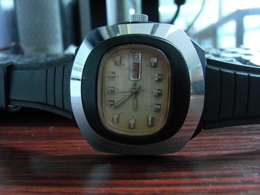 14ธ.ค.((น้าเล็ก)) นำเสนอนาฬิกาข้อมือ หลายเรือน