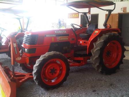 ขายรถไถ Kubota M5000 (4WD) พร้อมดันหน้า