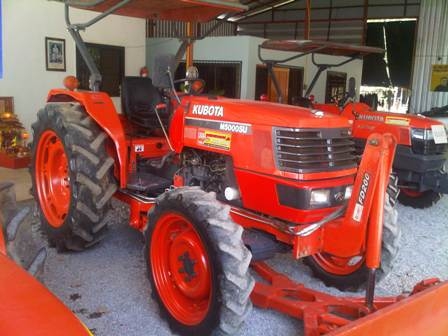 ขายรถไถ Kubota M5000 (4WD) พร้อมดันหน้า ขายรถไถ Kubota M5000 (4WD) พร้อมดันหน้า