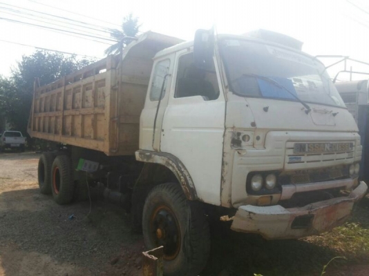 รถนิสสัน 10 ล้อดั้ม 230 แรงม้า. ( มีขาย 2 คัน. ) สนใจติดต่อ 081 - 6079515 รถนิสสัน 10 ล้อดั้ม 230 แรงม้า. ( มีขาย 2 คัน. ) สนใจติดต่อ 081 - 6079515