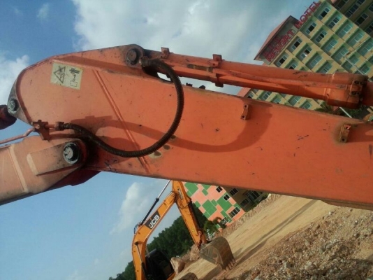 รถแบคโฮ DAEWOO 200 - 5 ( ตามสภาพ. ) สนใจติดต่อ 081 - 6079515 รถแบคโฮ DAEWOO 200 - 5 ( ตามสภาพ. ) สนใจติดต่อ 081 - 6079515