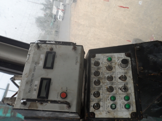 รถหัวเจาะ komatsu รถหัวเจาะ komatsu