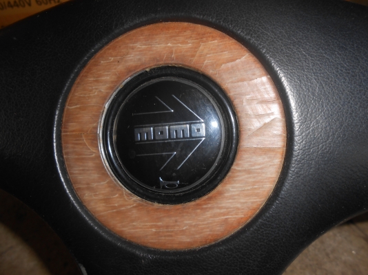 พวงมาลัยสวยๆ ตัวละ 2000