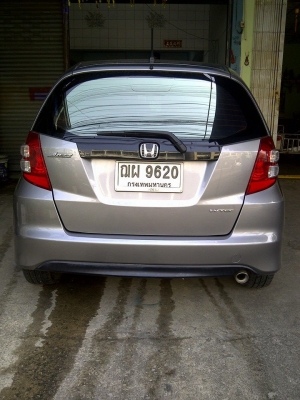 ขายดาวน์ฮอนด้า Jazz 1.5 i-VTEC ตัว Top ปี 2010 ขายดาวน์ฮอนด้า Jazz 1.5 i-VTEC ตัว Top ปี 2010
