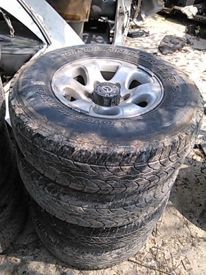 ขายล้ออะไหล่ เศษแม๊กพร้อมยาง