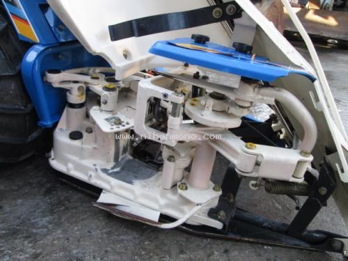 รถเกี่ยวข้าวเดินตาม รหัสสินค้า :13001496 ISEKI รุ่น :RL55 www.nihonmono.com