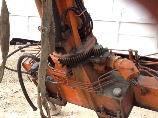 เครน UNIC 2.9 ตัน ราคาตามสภาพ