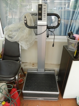 ผู้ใดมีของอะไรมาแลกเครื่องออกกำลังกายแบบสั่นลดน้ำหนัก