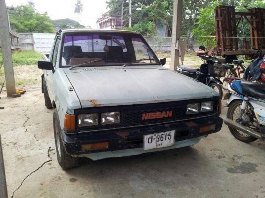 ขาย NISSAN 720  ช่วงสั้น  5  เกียร์