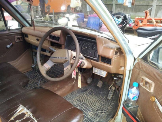 ขาย NISSAN 720  ช่วงสั้น  5  เกียร์