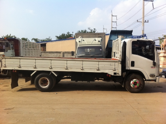 ISUZU NPR กระบะคาร์โก้