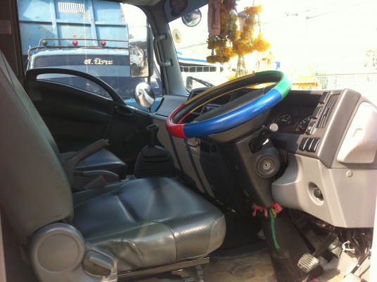 ISUZU NPR กระบะคาร์โก้