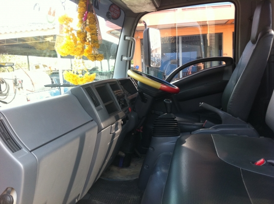 ISUZU NPR กระบะคาร์โก้