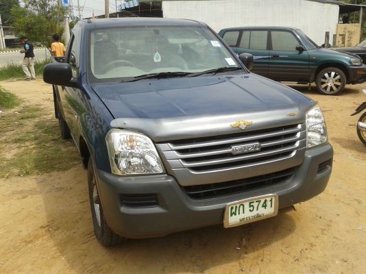 รถกระบะ Isuzu D-MAX ตอนเดียว 2500 เทอร์โบ EX ปี 2547 พวงมาลัยพาวเวอร์  รถอยู่ ชุมพวง นครราชสีมา