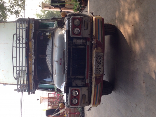 สิบล้อหัวยาว ดั้ม  ติดต่อคุณไก่ 0861237456