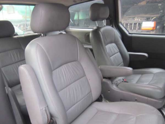 KIA Canival GS 2.4 เครื่องหัวฉีด ปี 2001 รถพร้อมใช้งาน