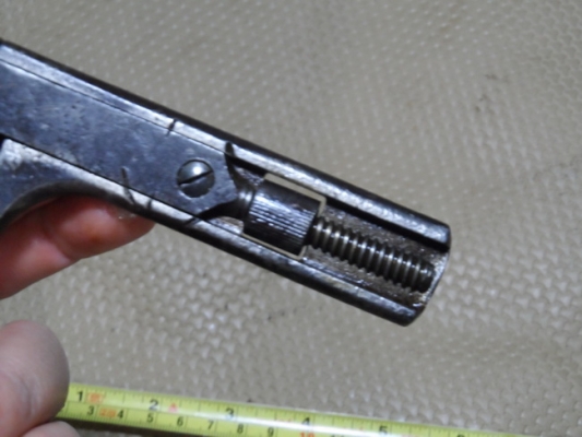 ประแจเลื่อนโบราณ