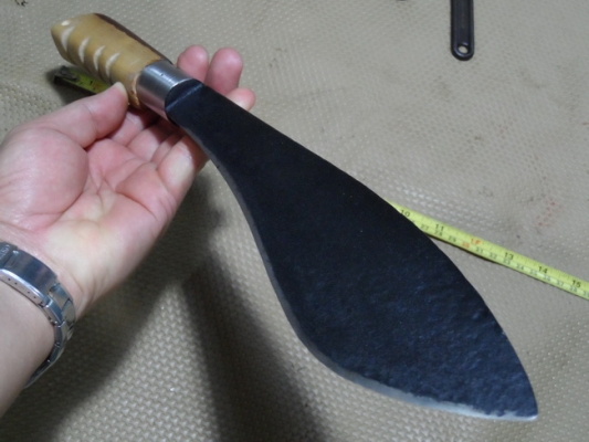 มีดเหน็บ(ขี้เหล่)