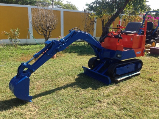 ขายรถแบคโฮเล็ก ยี่ห้อ : TAKEUCHI รุ่น TB080 พร้อมใช้งาน ขายรถแบคโฮเล็ก ยี่ห้อ : TAKEUCHI รุ่น TB080 พร้อมใช้งาน