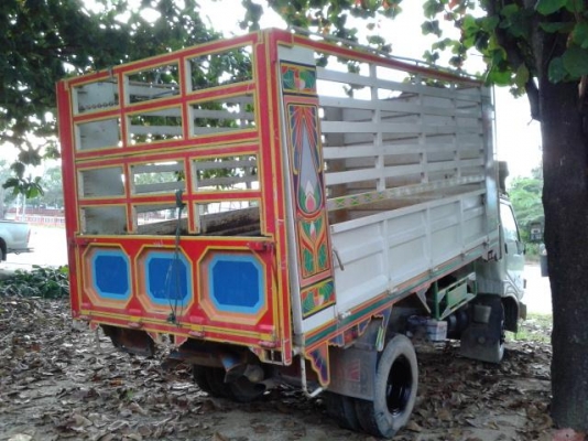 ขายรถบรรทุกหกล้อดั๊มพ์ HINO KM 777 เครื่อง WO4D 117 แรง ดั๊มพ์ยาว 4.30เมตร ยาง8.25 รถห้างแท้ทะเบียนพร้อม ขายรถบรรทุกหกล้อดั๊มพ์ HINO KM 777 เครื่อง WO4D 117 แรง ดั๊มพ์ยาว 4.30เมตร ยาง8.25 รถห้างแท้ทะเบียนพร้อม