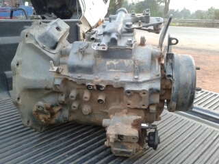 ขายเครื่อง HINO EH700 &amp; เกียร์ mega hitock 5 speed ไม่เคยแกะ