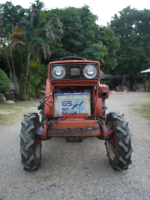 ขายรถไถ Hinomoto 18แรง 2เพลา สภาพพร้อมใช้งาน สนใจโทรติดต่อครับ