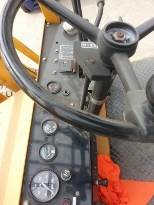 ขายรถตักล้อยาง  KOMATSU SD23K-3  ปี 2000 รถนอกสภาพสวย